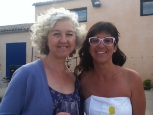 Author Anna Nicholas and Barbara Mesquida Mora 