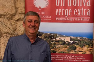 Finca hotel Cases de Son Barbassa also has its own oil. 