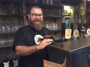 A warm welcome from Pep at Lórien 