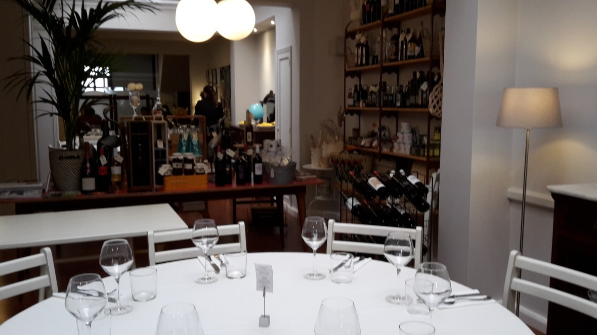 Round table at Ca'n March