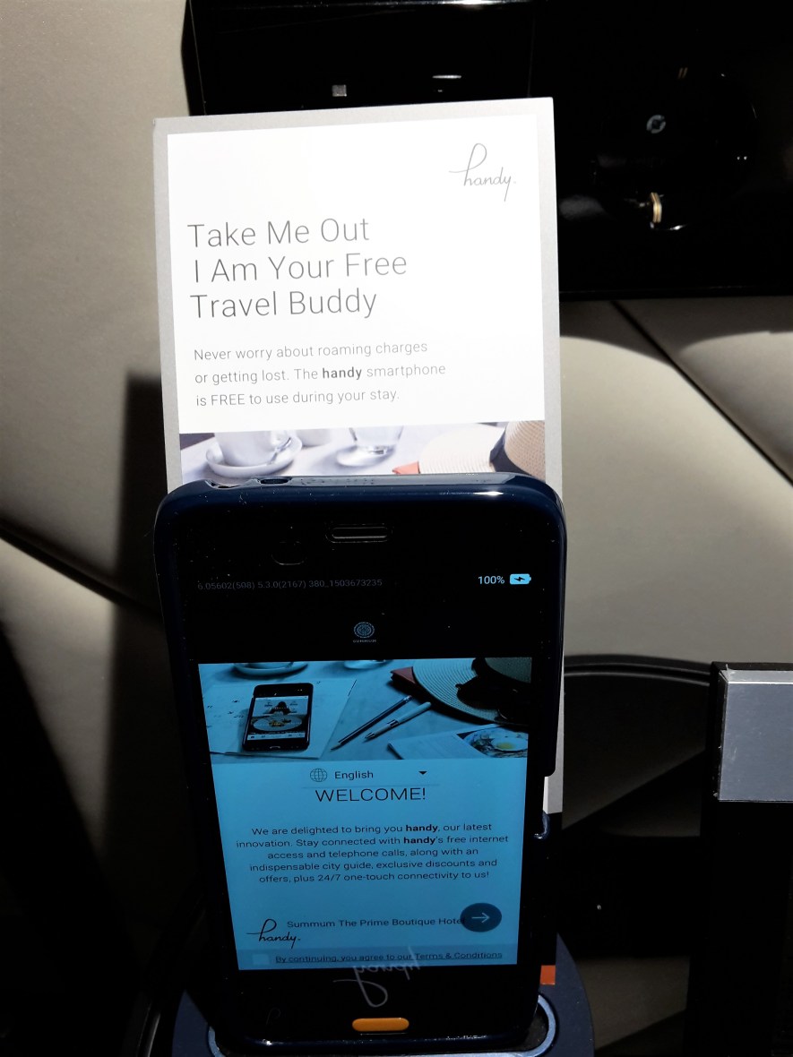 Handy smartphone to use while in Palma