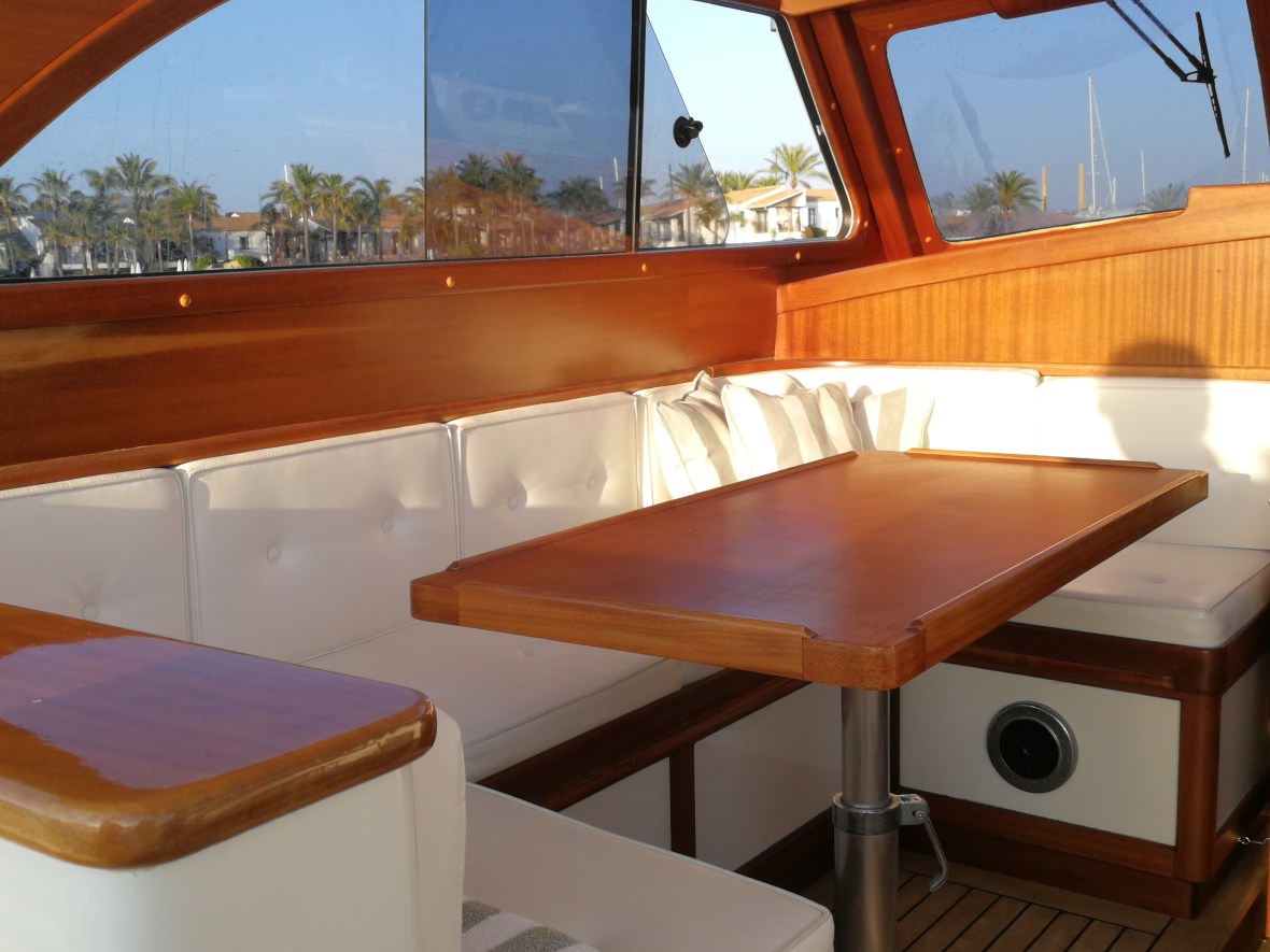 Dining area of Silver Fox